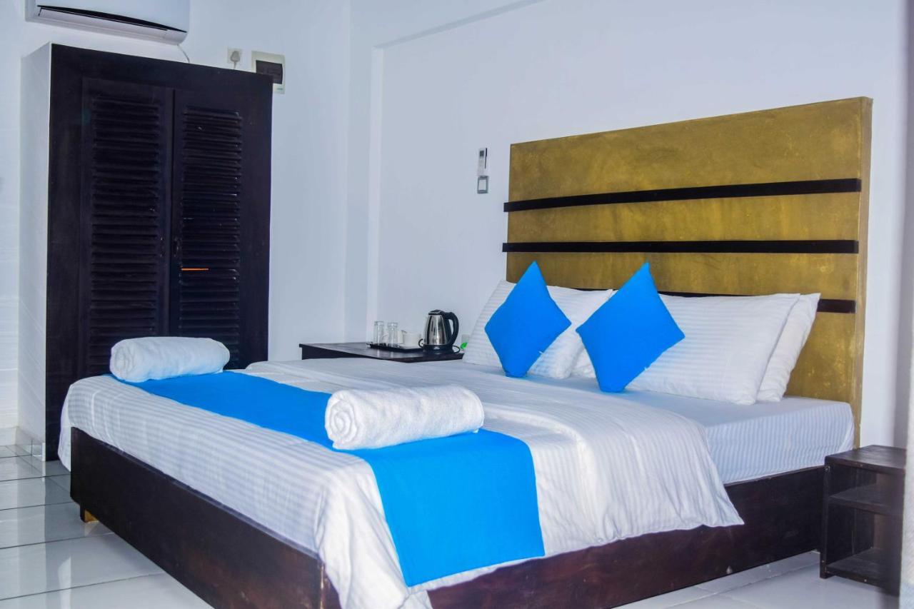 360 Beach Residence Negombo Exterior foto